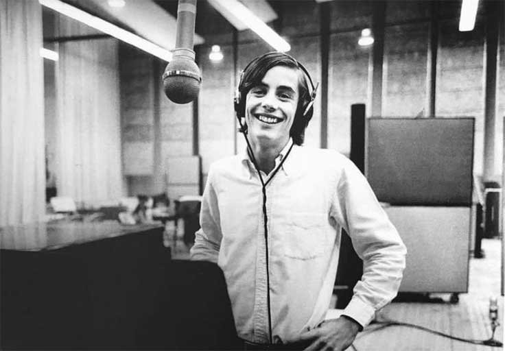 Jackson Browne in recording studio