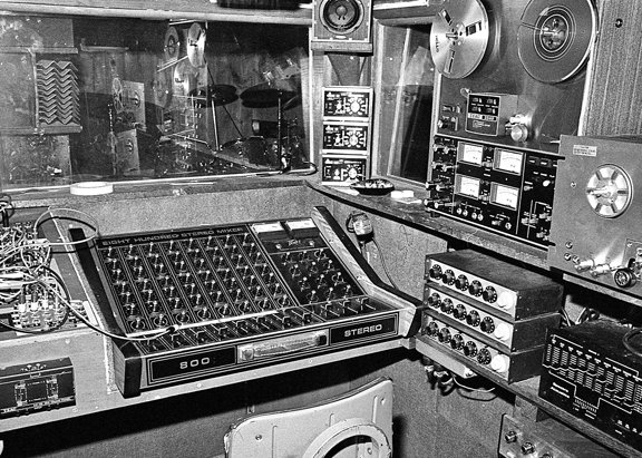 Steve Counter's studio showing the MOMSR donated Teac 3340