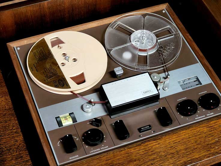 Wooster Vintage Audio McIntosh console with Ampex Fine Line F-44 reel tape recorder